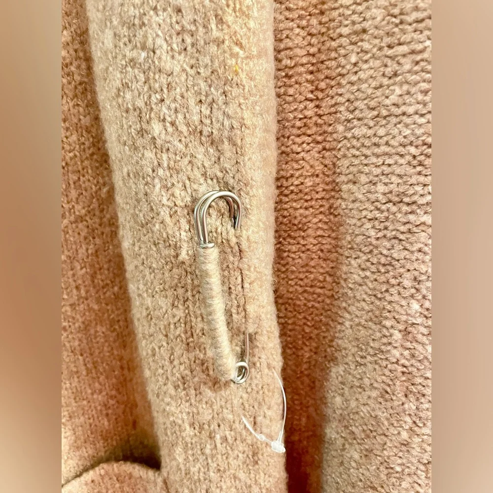 Tahari Long, Open, Beige Cardigan w/ pockets & hood SIZE SMALL NWOT!